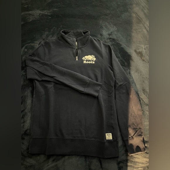 Roots Crewneck - Picture 1 of 3